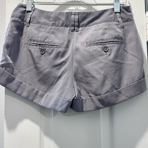 Express shorts 🩶 - Picture 5 of 8